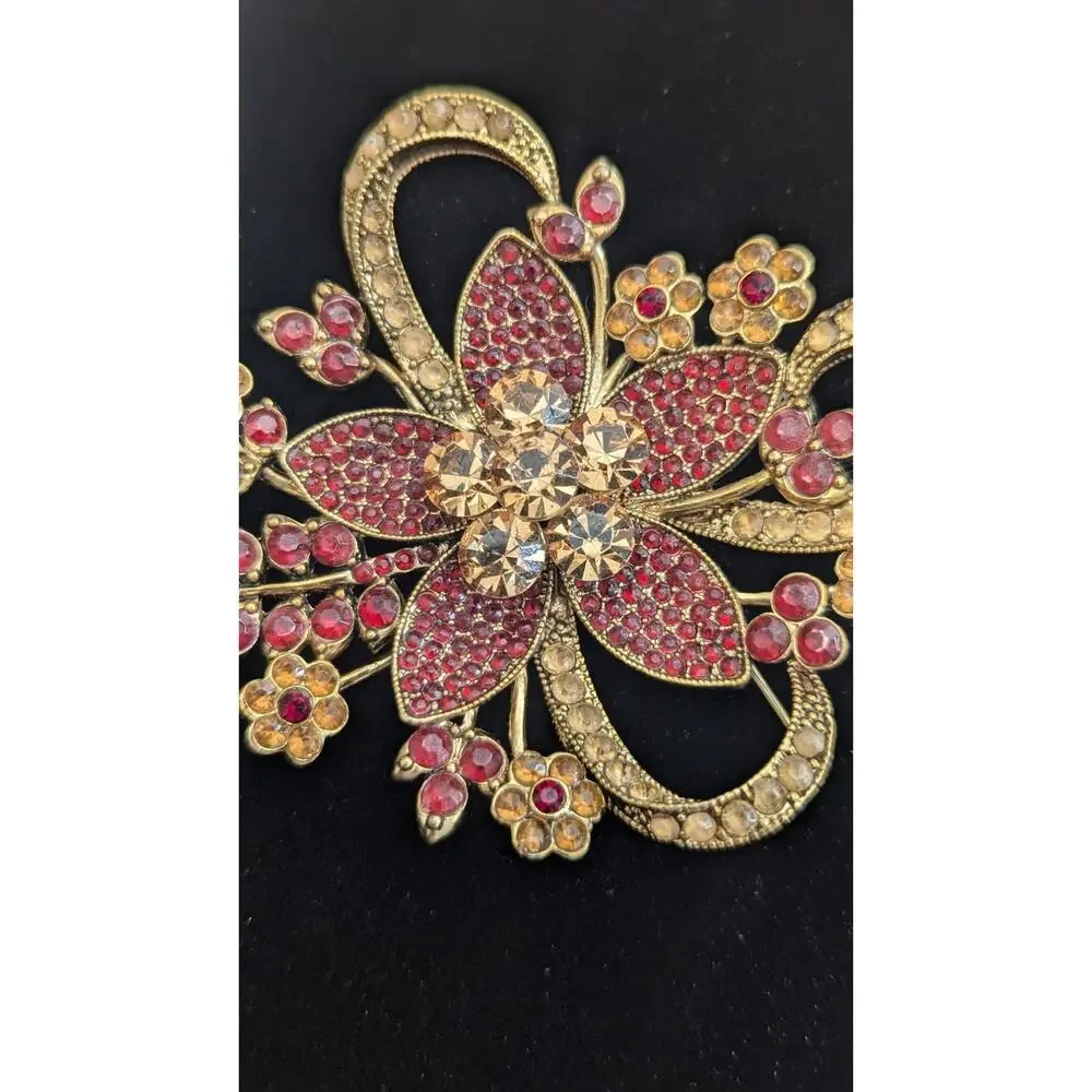 Avon 35th year Anniversary signed Brooch pin Gold Tone ruby red rhinestones 2006